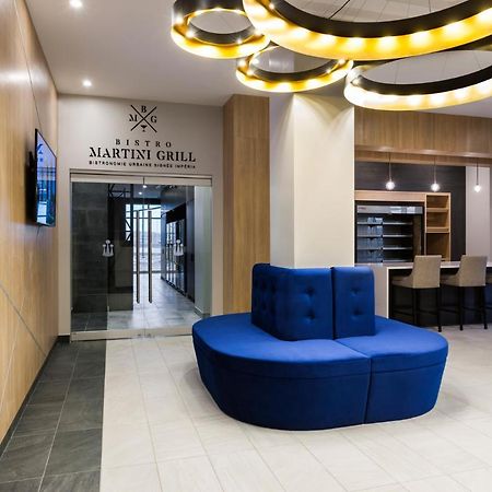 Imperia Hotel Et Suites 布谢维尔 外观 照片