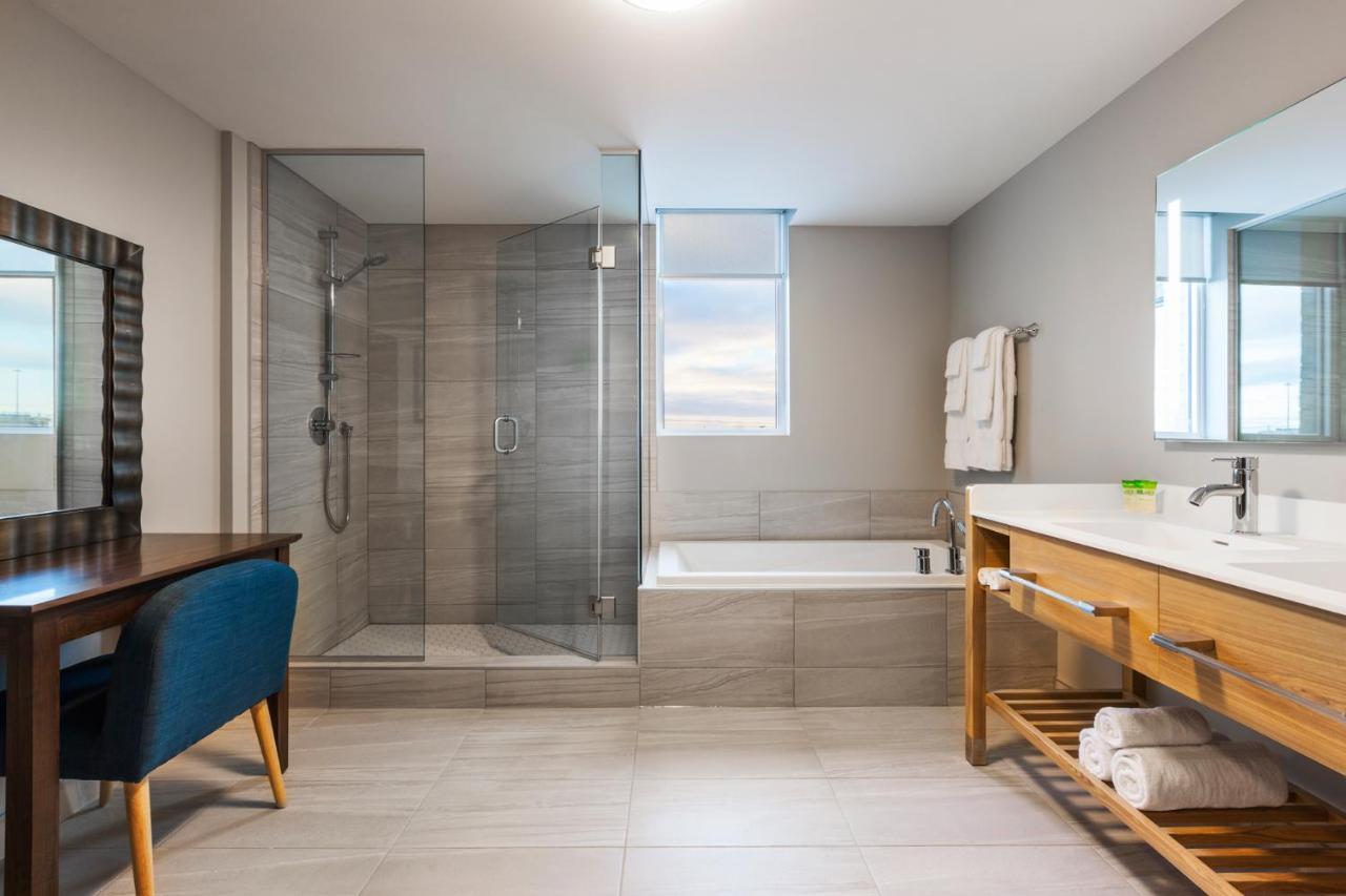 Imperia Hotel Et Suites 布谢维尔 外观 照片